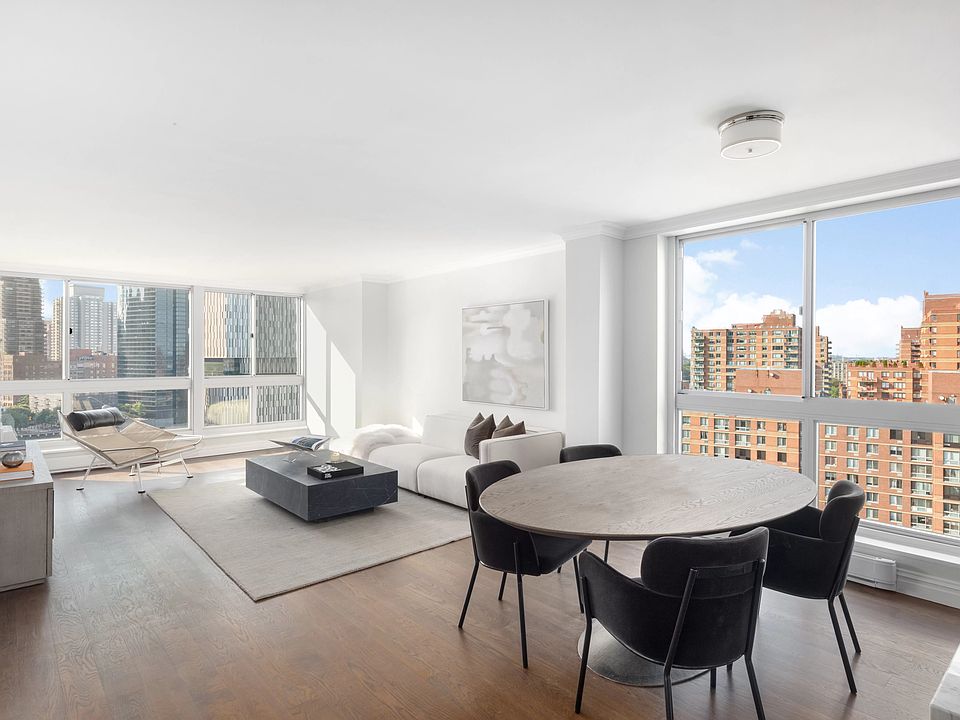 1st image of 625 Main St APT 1330