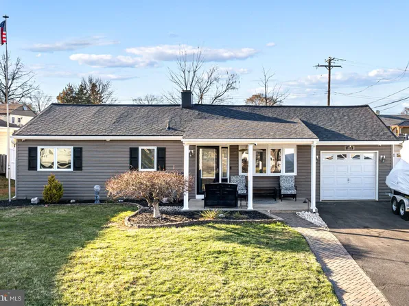 273 Yorkshire Rd, Fairless Hills, PA 19030