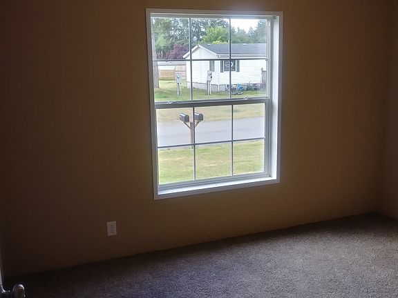 3rd image of 3913 233rd Street Ct E