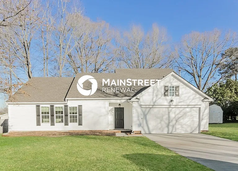 8106 Sheckler Ln — Photo 1