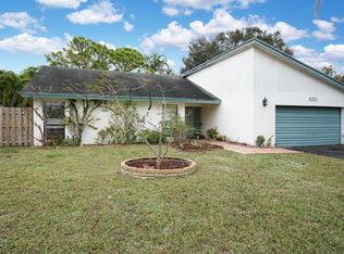 8321 NW 50th St, Lauderhill, FL 33351