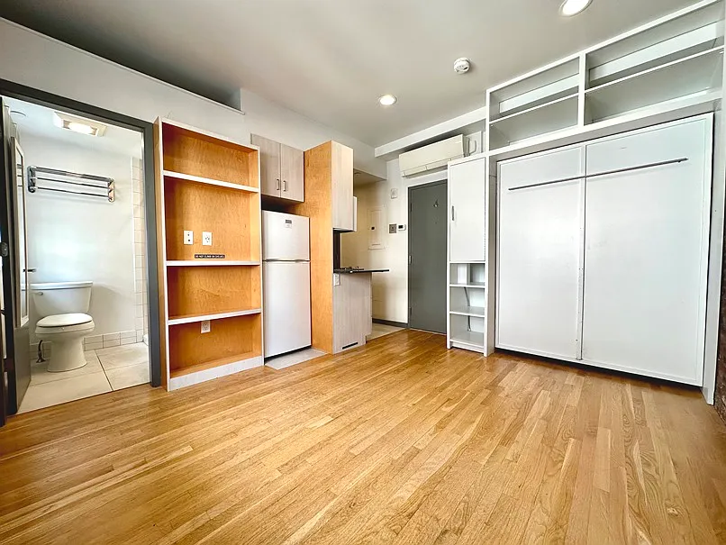 Studio, 9999 sqft, $2,250 — Photo 2