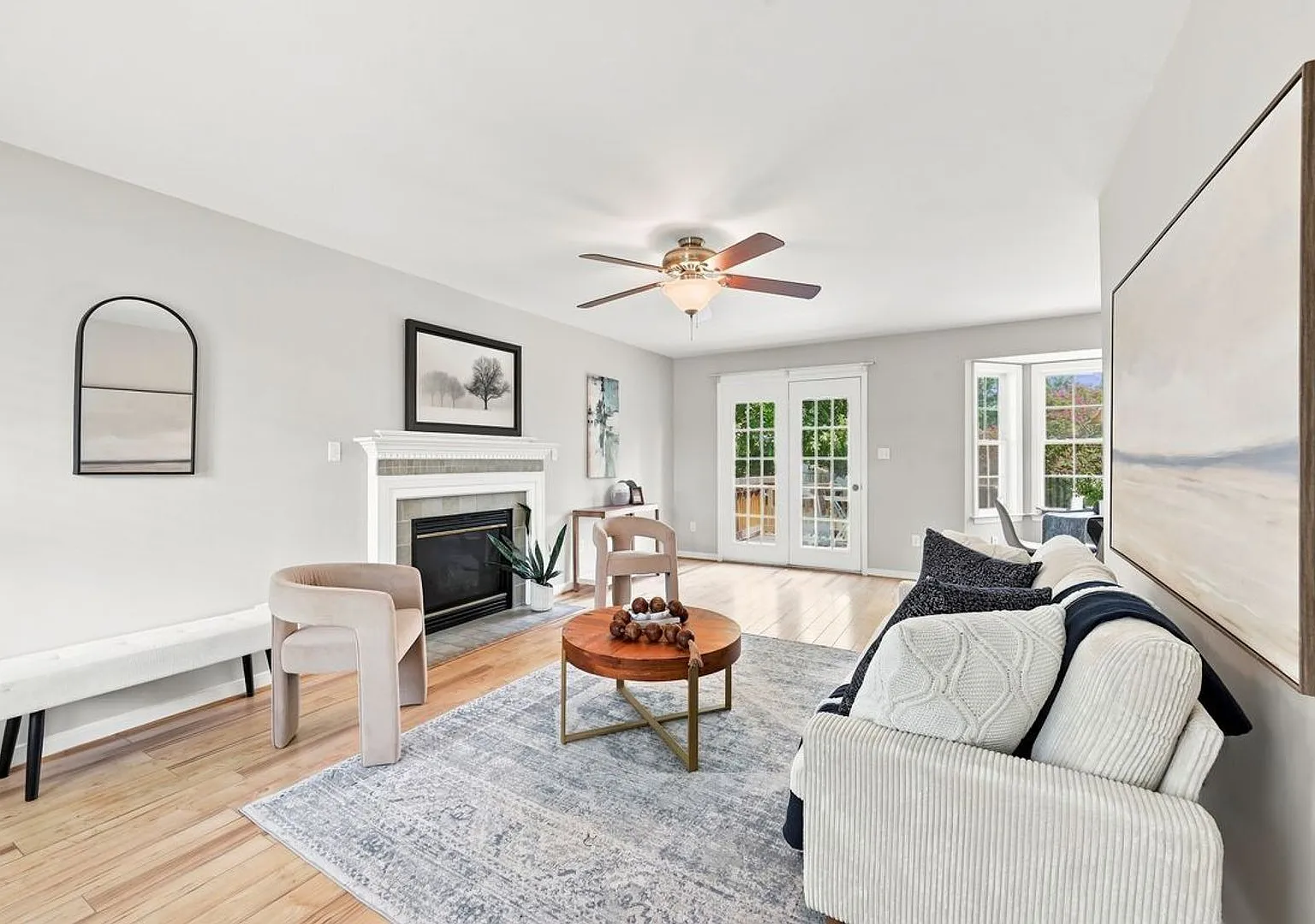 Single Family House — Photo 4