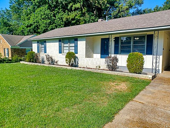 3rd image of 4783 Childs Dr