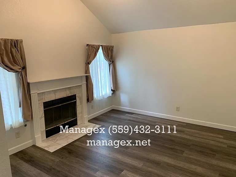 515 E Braddock Dr — Photo 11