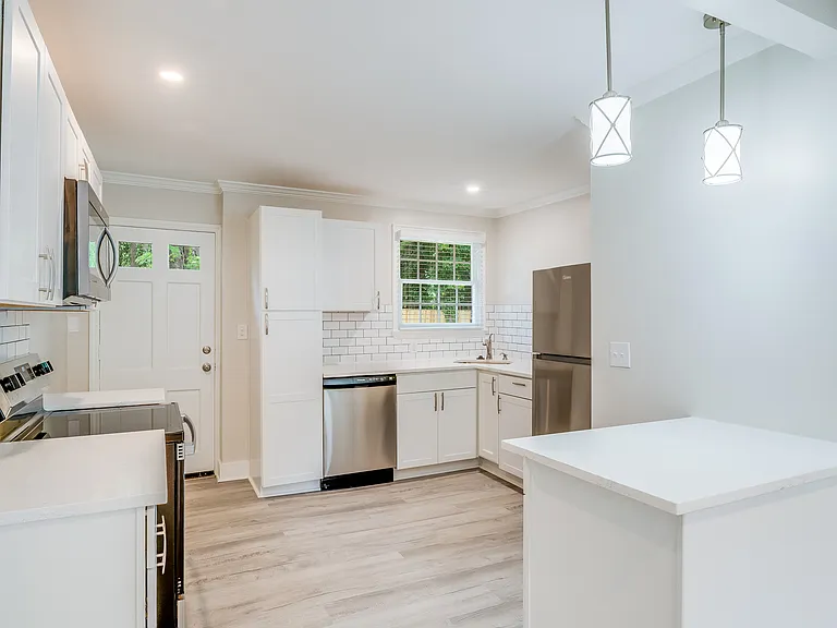 1719 Academy St — Photo 29