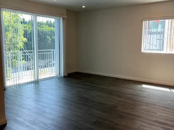 14143 Burbank Blvd APT 202, Van Nuys, CA 91401