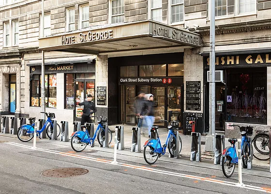 Rented by Compass | media 20