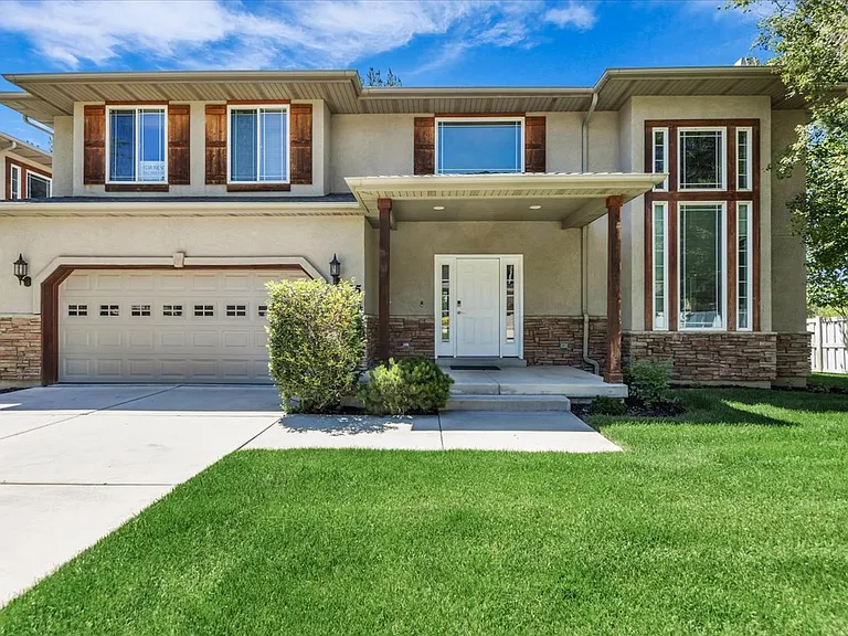 685 E Union Pines Ct — Photo 1