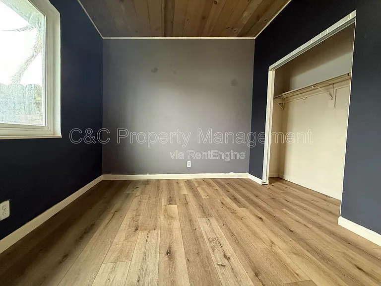 54 Shasta Way — Photo 4