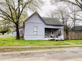 1118 Chestnut St, Bonham, TX 75418