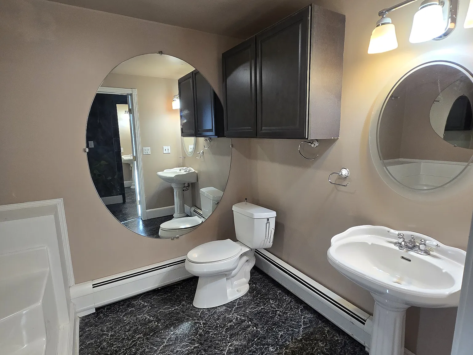 2 bed, $1,650 — Photo 1