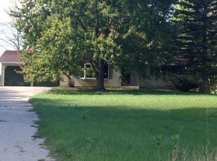 7811 Croswell Ave, Newaygo, MI 49337