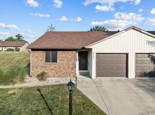 715 Shoreland Ct, Columbia City, IN 46725