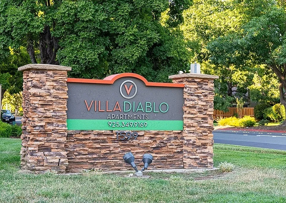 Diablo View Apartments