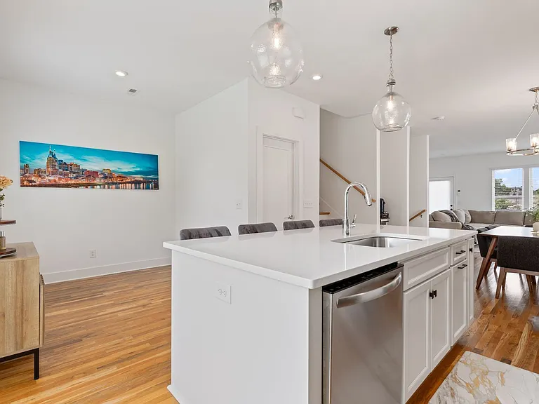 225 Sterling Point Cir — Photo 12