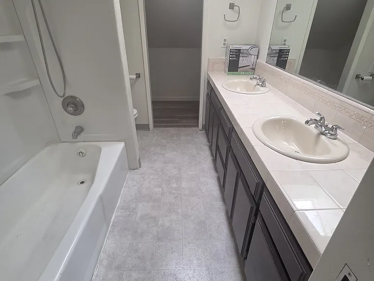 2717 Knollwood Dr — Photo 22