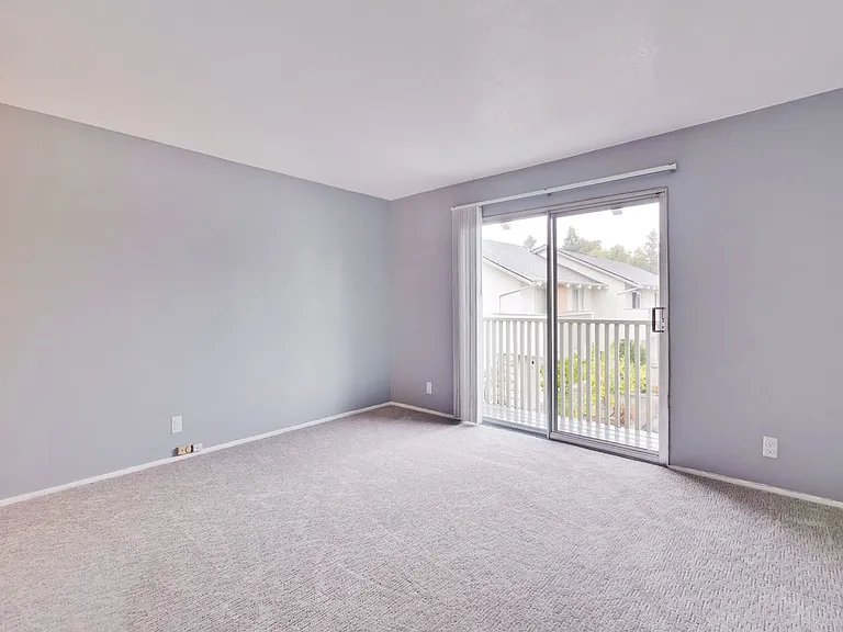 10834 Northview Sq — Photo 35