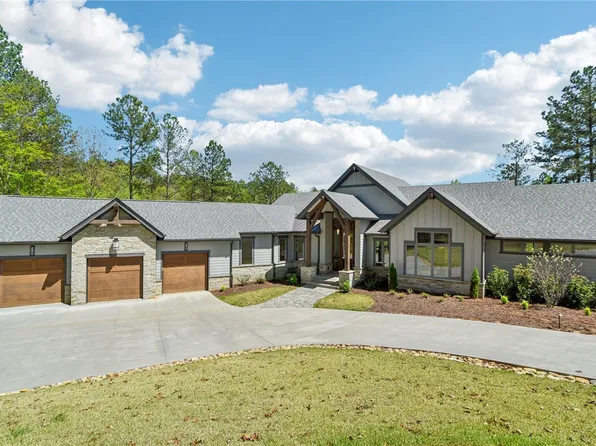 107 Promontory Ct, Six Mile, SC 29682