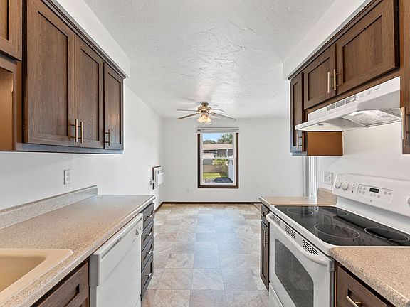 5th image of 2820 Mount Mary Cir #13U