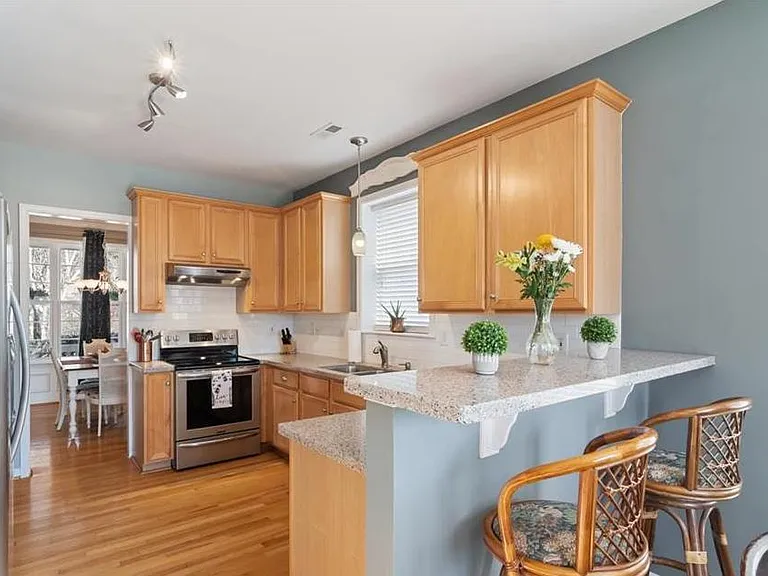 5414 Whisperwood Dr — Photo 8