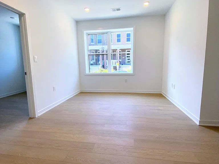 3435 Brown St NW #24 — Photo 15