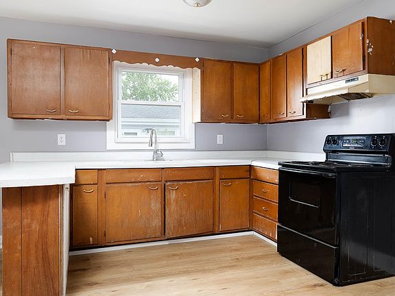 5th image of 2301 U St