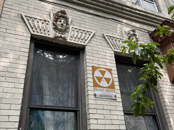 315 Jefferson Street image 4 of 12