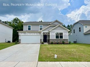 3031 Bluff Hill Ln, Charlotte, NC 28215