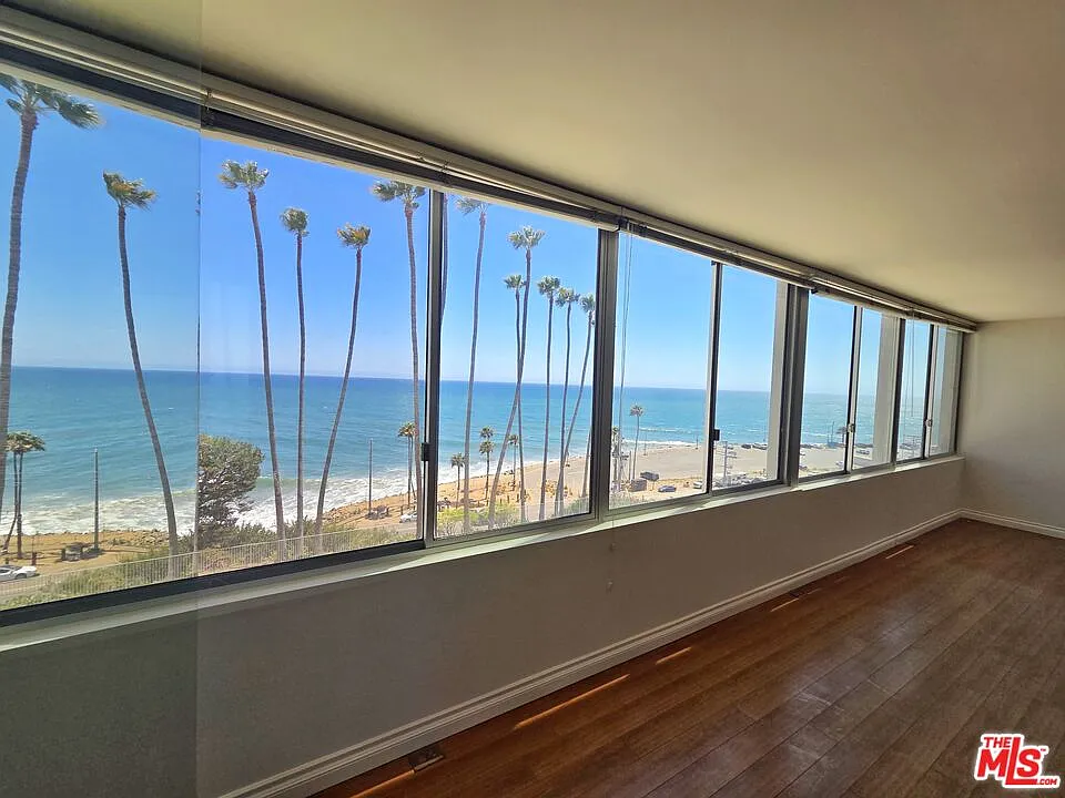 17368 W Sunset Blvd #405A