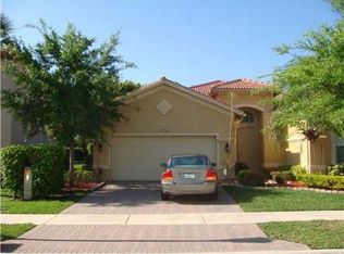 19298 Senaca Ave, Weston, FL 33332