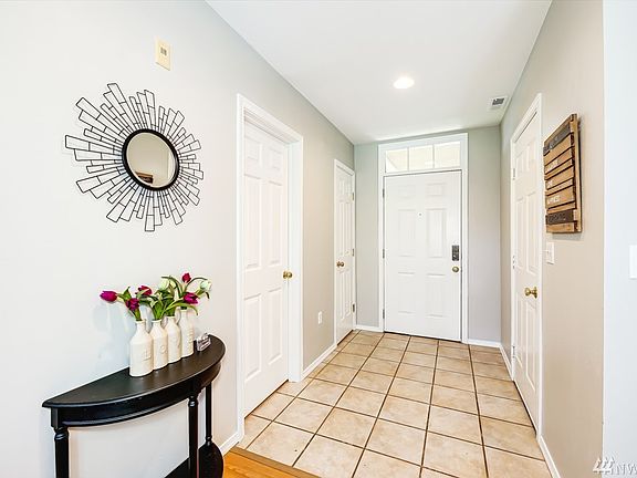 4th image of 9630 178th Pl NE Unit 4