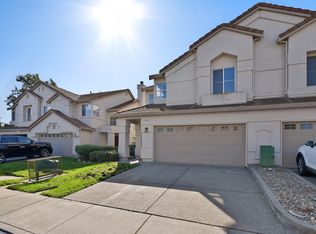1061 Syracuse Cir, Vacaville, CA 95687