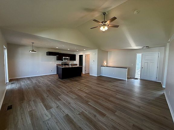 4th image of 7229 N 50th St