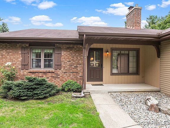 4th image of 69 Canyon Dr NW