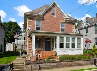 223 E New Castle St, Zelienople, PA 16063