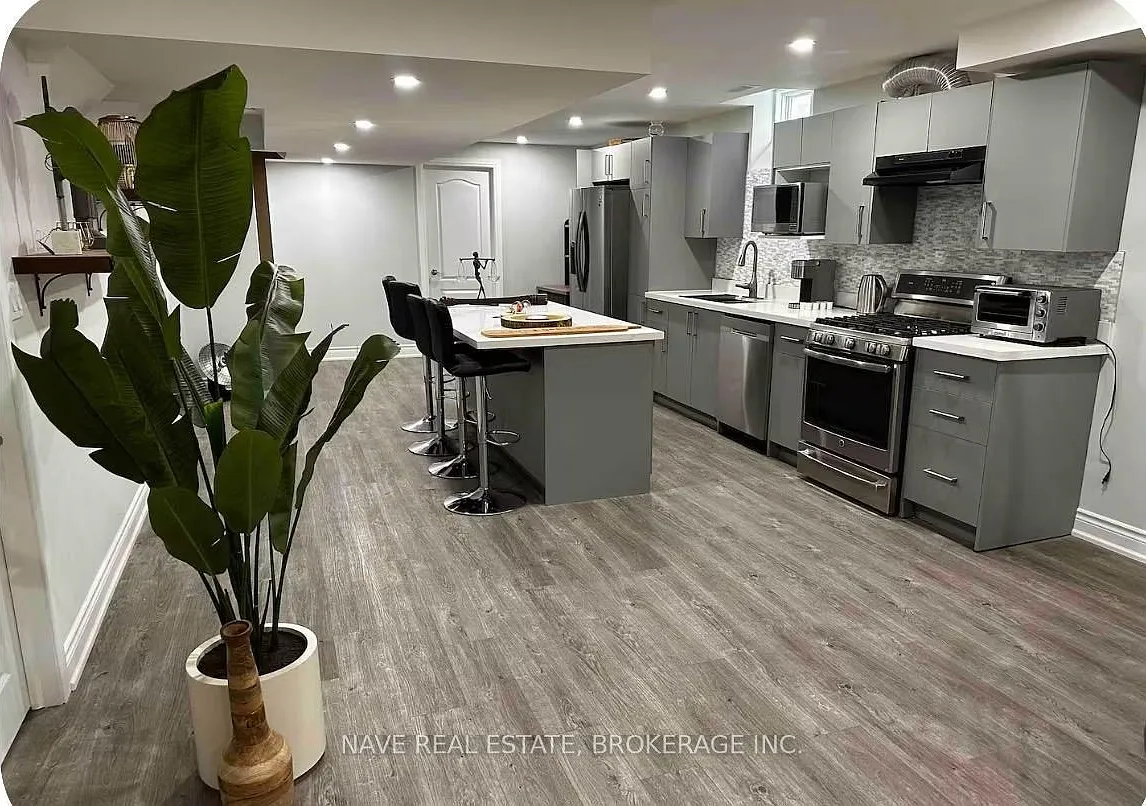 2 bed, $2,500 — Photo 1