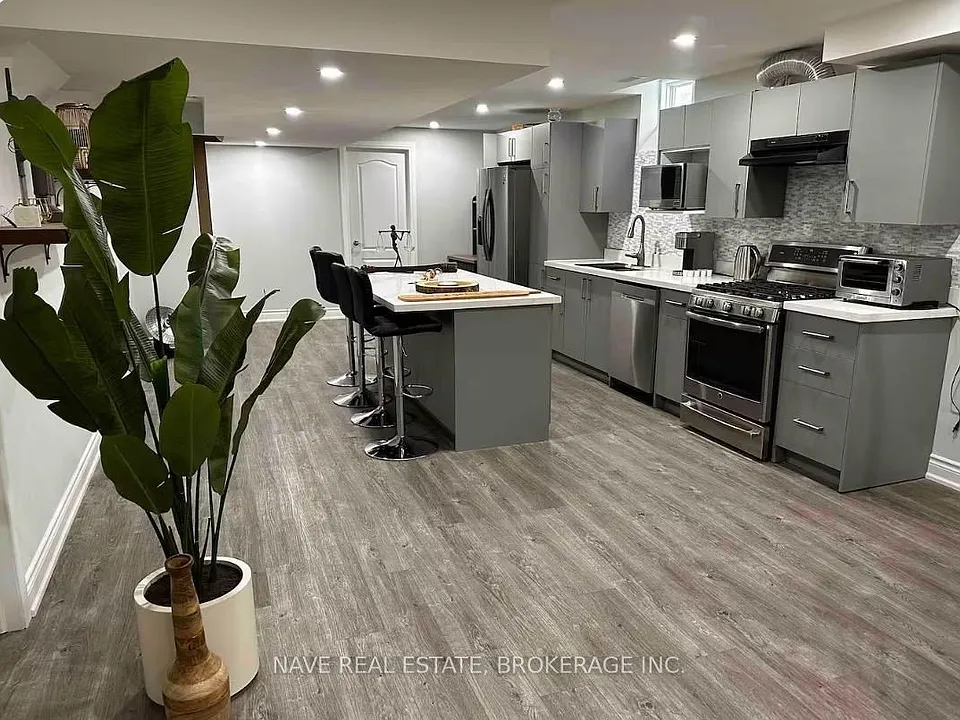 63 Vitlor Dr #BASEMENT