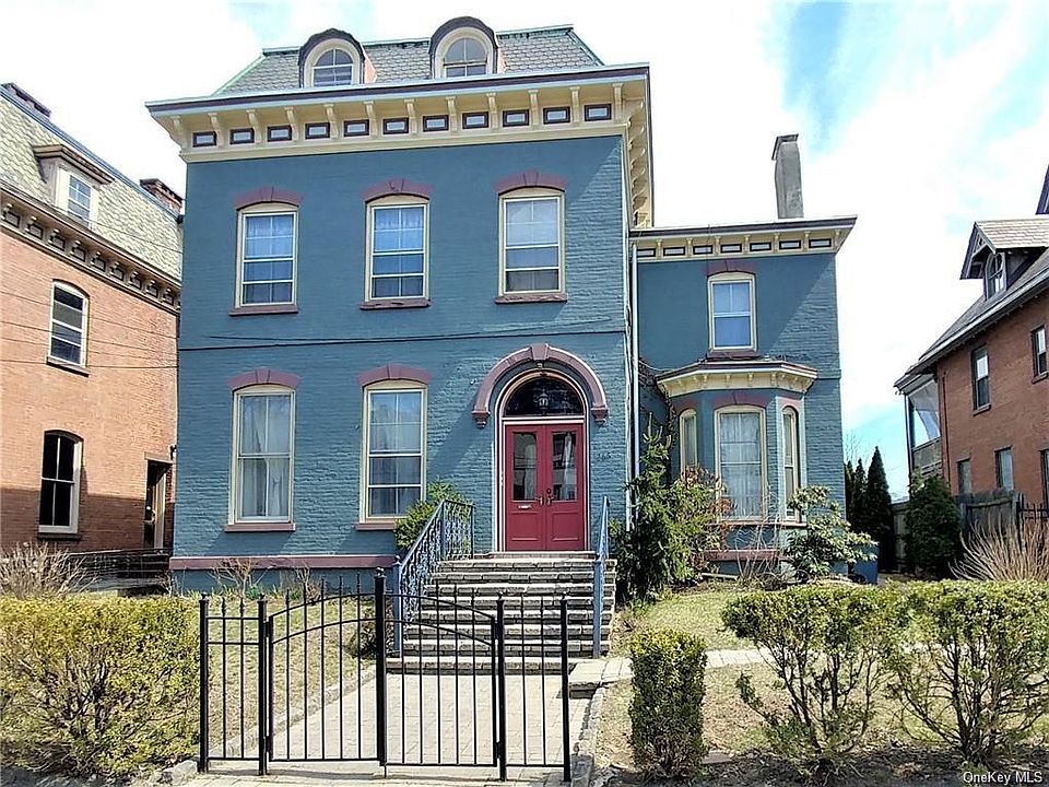 1st image of 266 Grand St