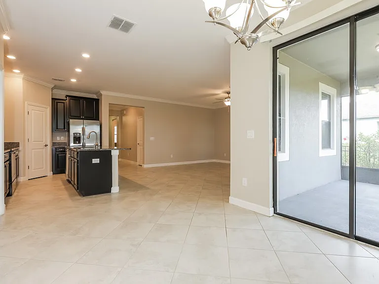 9902 Ivory Dr — Photo 5