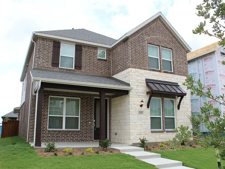 1317 Corleone Ln — Photo 2