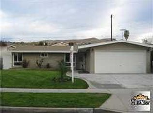 19319 Four Oaks St, Santa Clarita, CA 91351