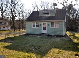 526 Lakehurst Rd, Browns Mills, NJ 08015