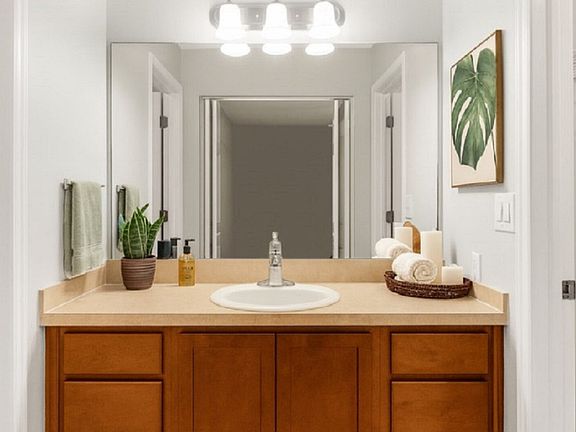 4th image of 5551 Executive Dr APT A5