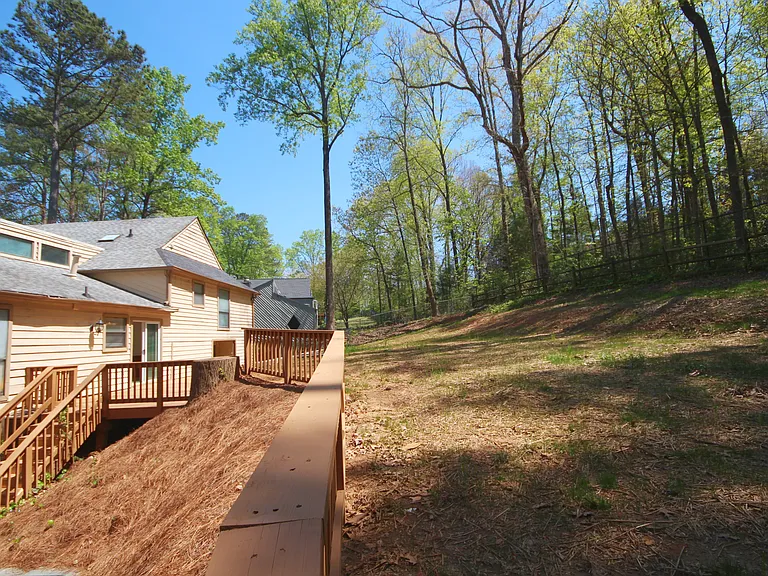 747 Bayliss Dr — Photo 31