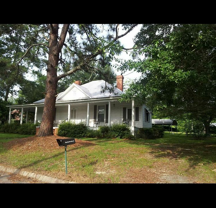 124 N. Church St., Morven
