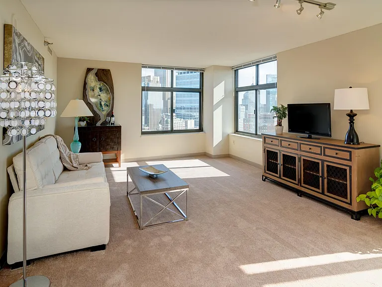Laurel Village Apartments — Photo 49