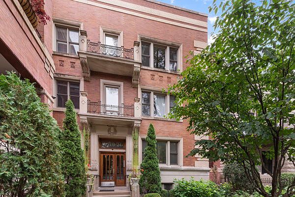 1st image of 4721 S Greenwood Ave #G
