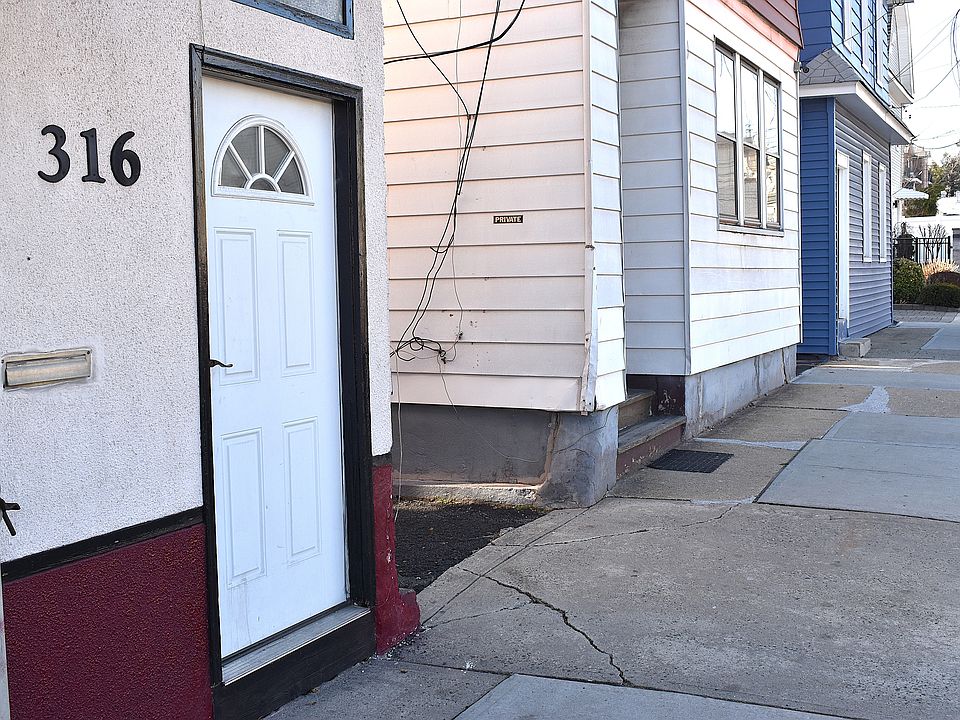 1st image of 316 Hillside Ave #2