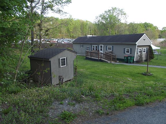 2nd image of 47 Honeywell Ln
